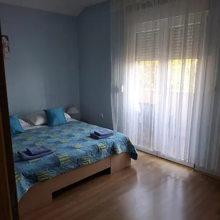 Luketa * Podstrana