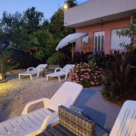 Appartement Luketa *