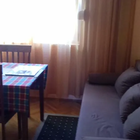 Apartment Luketa *