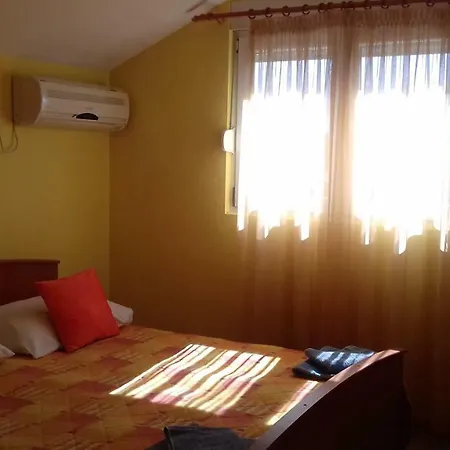Luketa Apartment