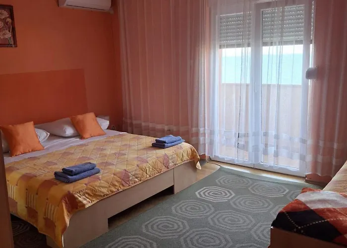 Apartment Luketa *