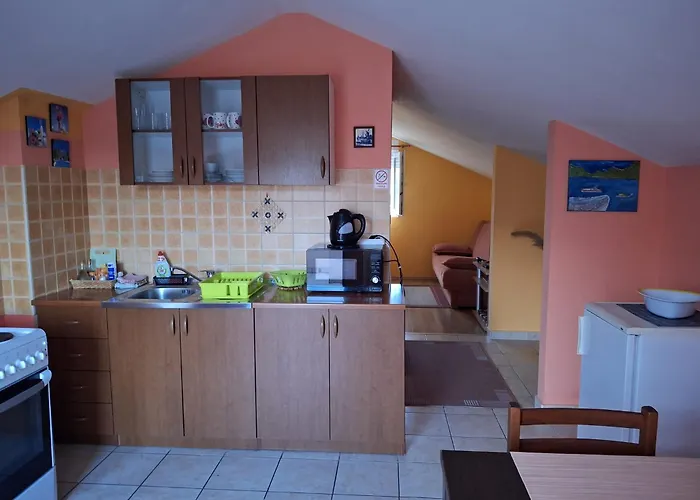 Apartment Luketa *